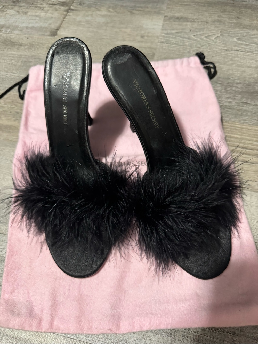 Victoria's Secret Black Feathered Slide Sandals